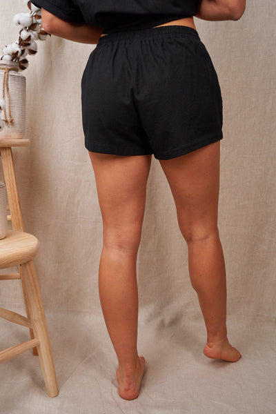 Weekend Wanderings Linen Shorts in Black