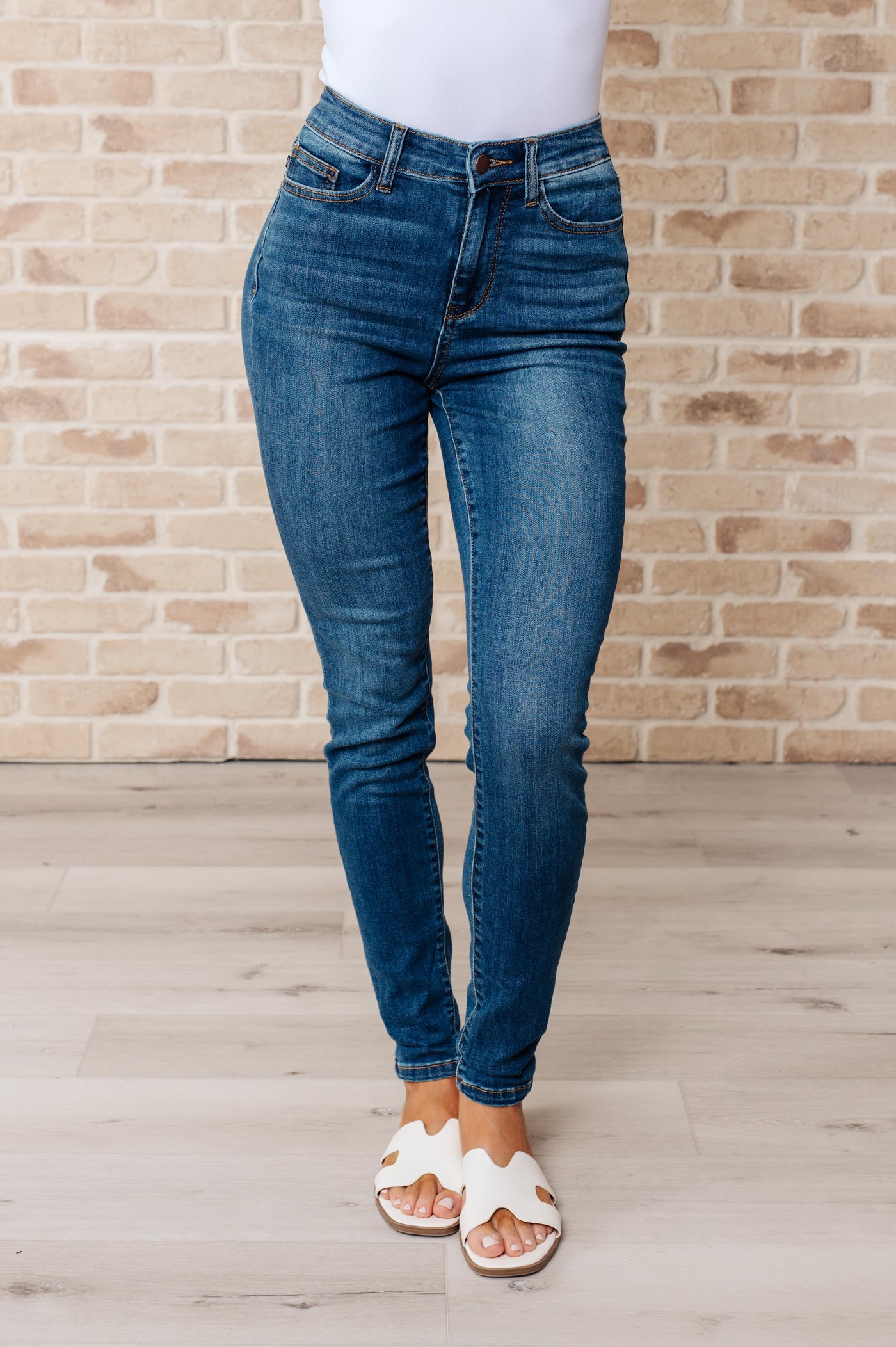 Judy Blue | Daphne High Rise Skinny Jeans