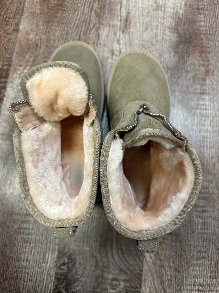 Cuddle Muffin Zipped Suede Booties