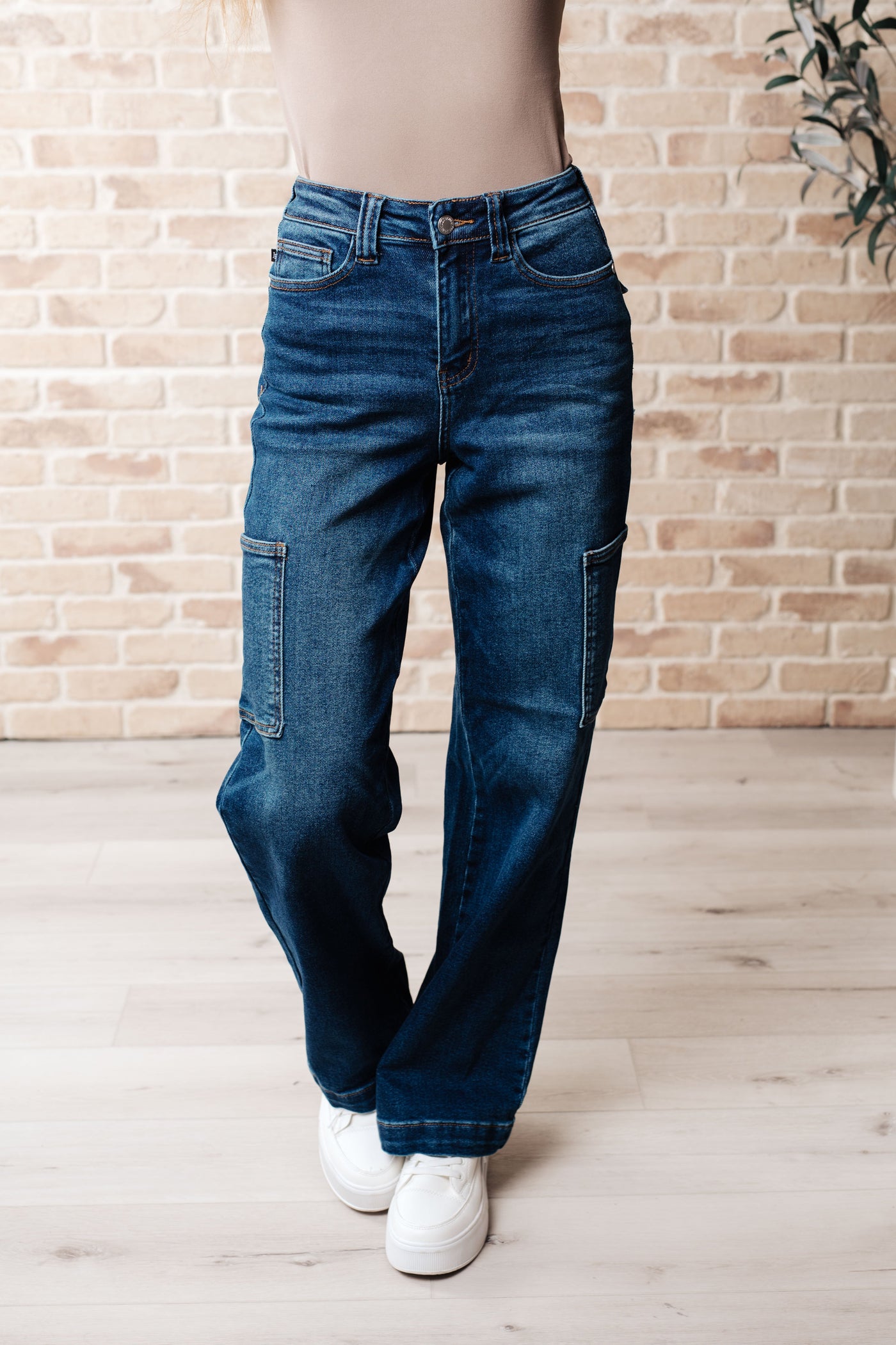 Judy Blue | Leila High Rise Cargo Straight Jeans