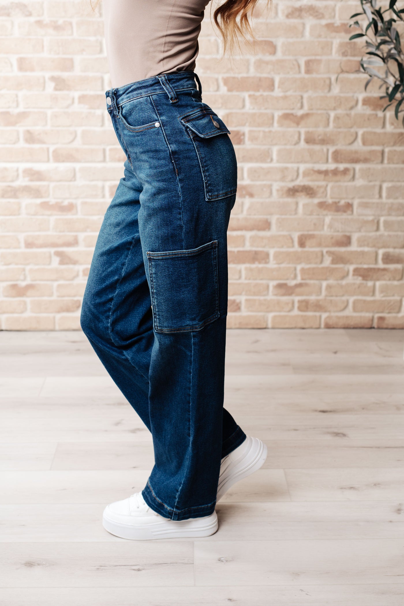 Judy Blue | Leila High Rise Cargo Straight Jeans