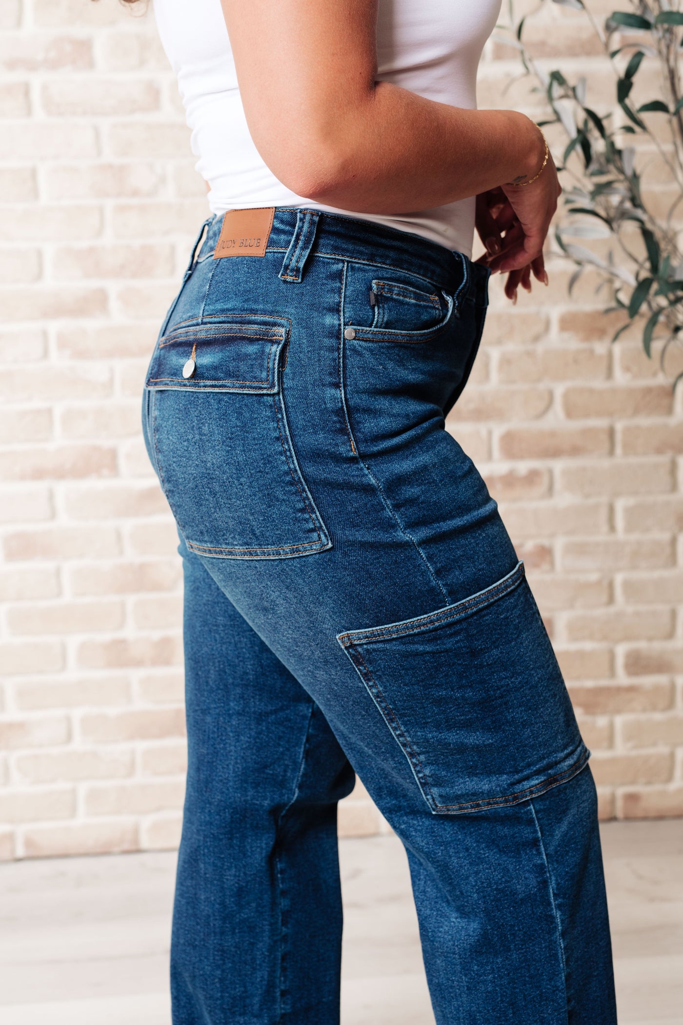 Judy Blue | Leila High Rise Cargo Straight Jeans