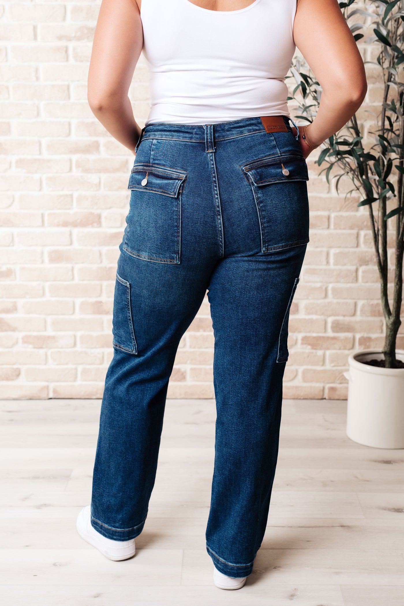 Judy Blue | Leila High Rise Cargo Straight Jeans