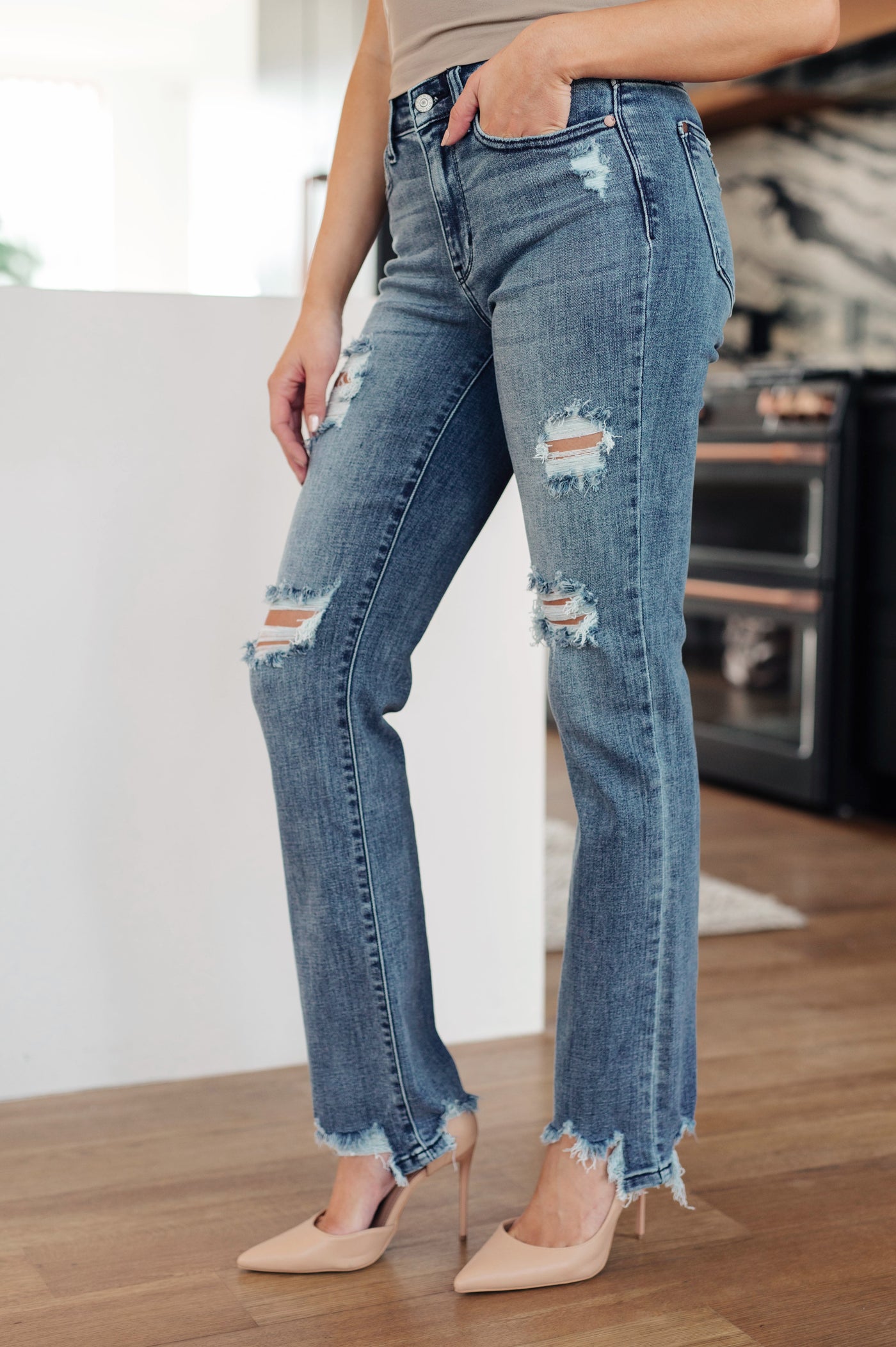 Judy Blue | O'Hara Destroyed Straight Jeans