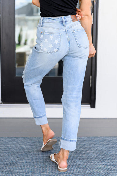 Judy Blue | Sam Mid Rise Star Pocket Boyfriend Jeans