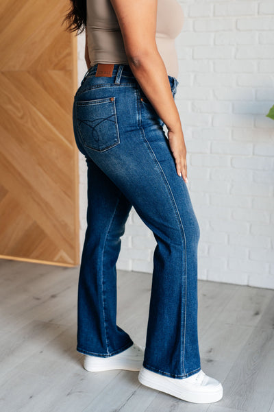 Judy Blue | Santana High Rise Control Top Bootcut Jeans (Short Inseam)