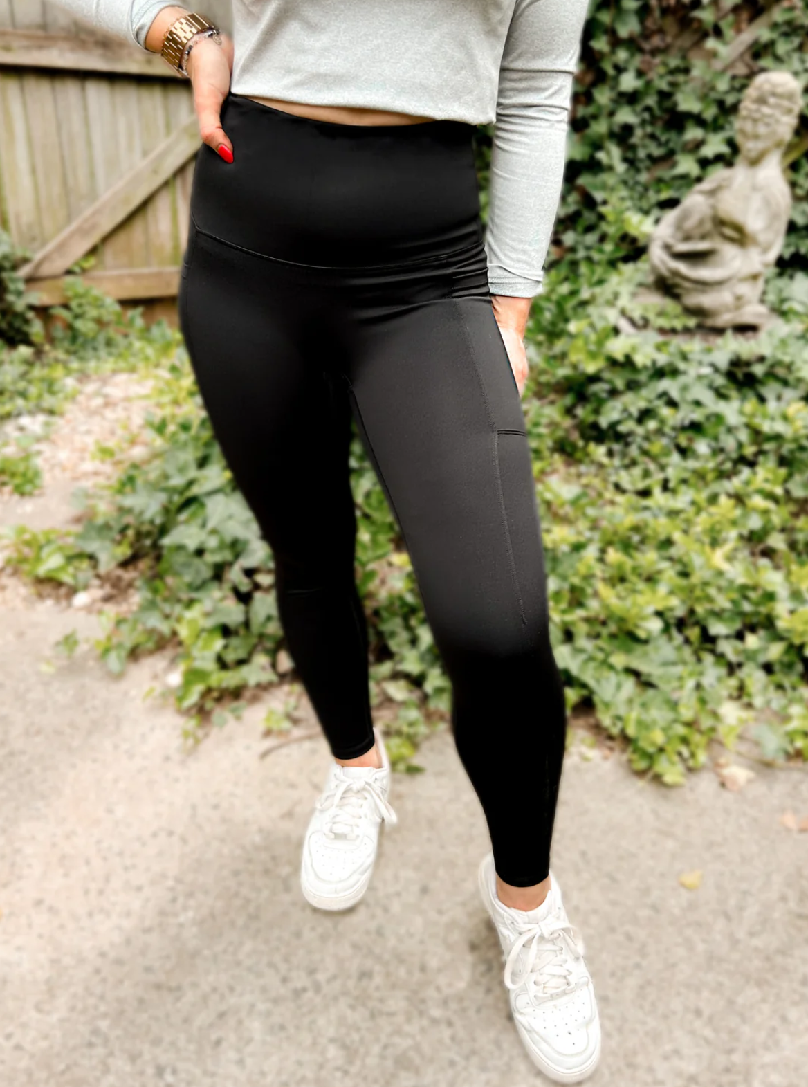 Luxe Compression Suck & Tuck Pocket Leggings