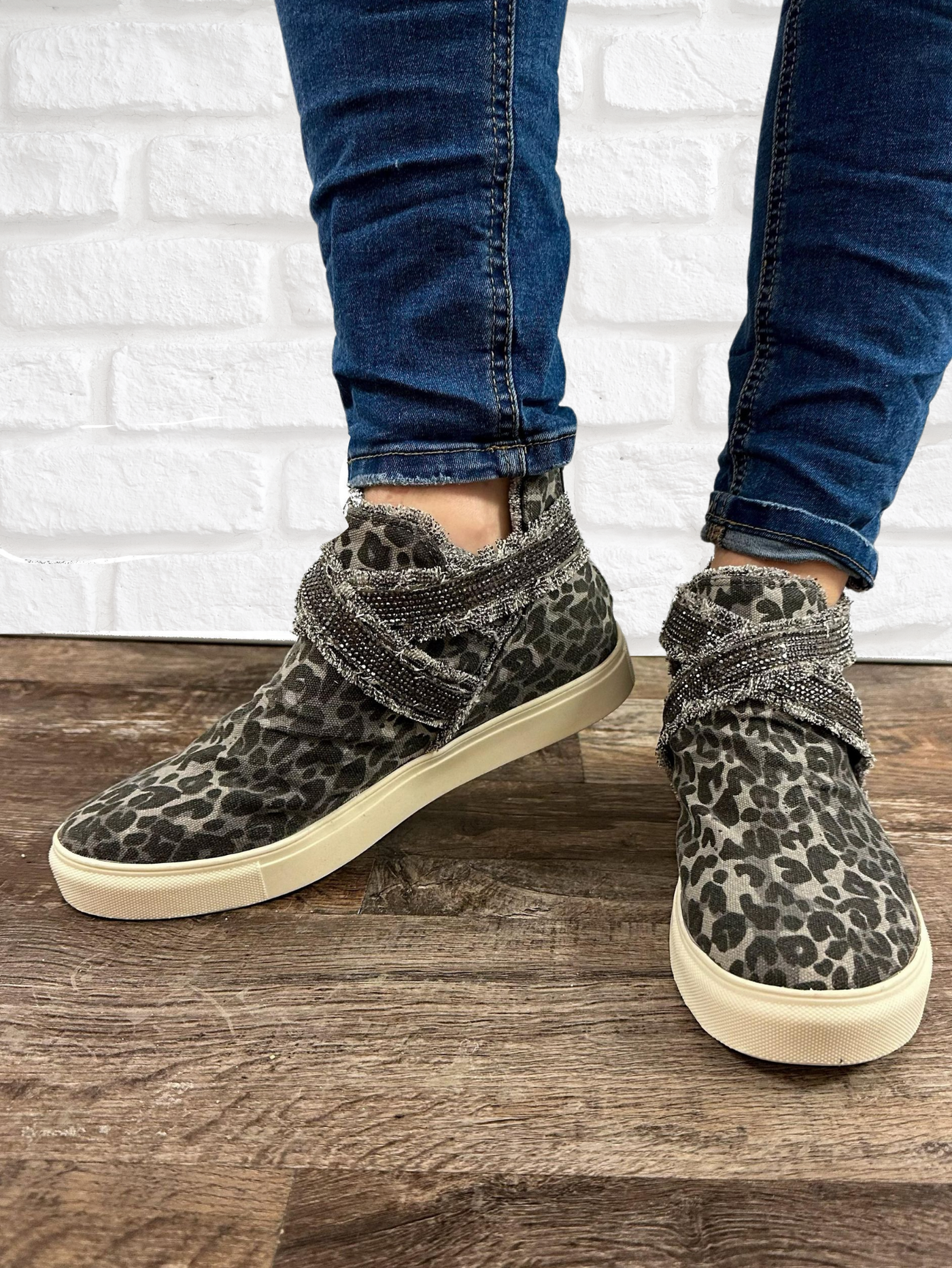 Very G | Blingy Leopard Sneaker